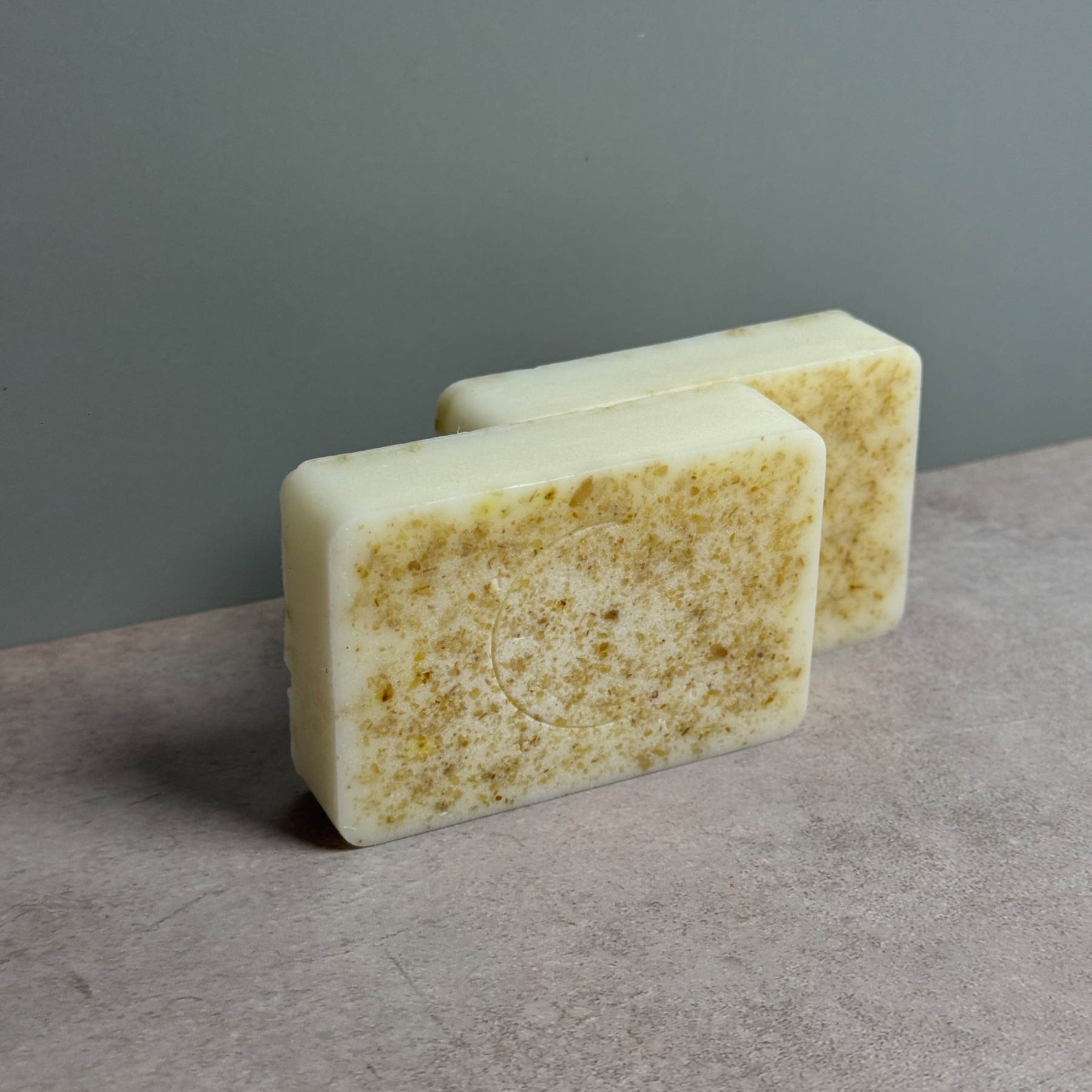 Jabón avena y manteca de karité